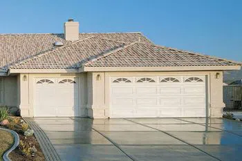 Master Garage Door Service Pontiac, MI 248-448-7325 - garage-gdr-17m
